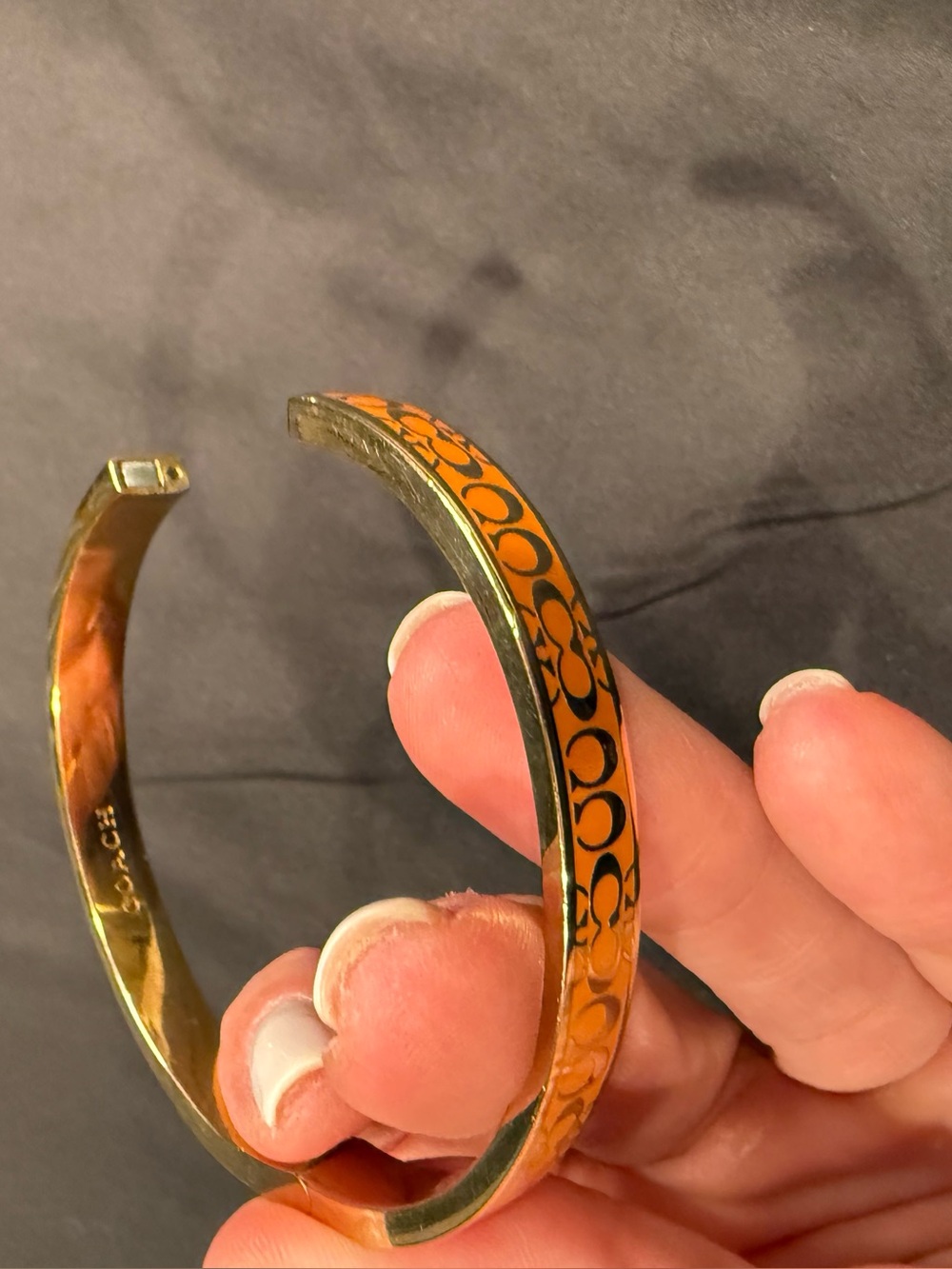Coach Orange Enamel Signature C Hinged Bangle Bracelet Gold Tone - Picture 10 of 16